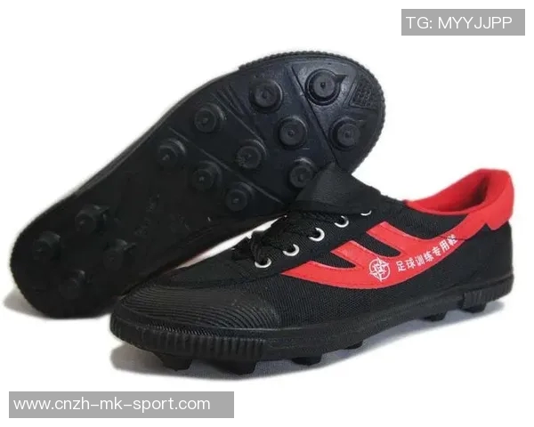 短钉足球鞋的选择与使用技巧助你在球场上尽显风采与实力